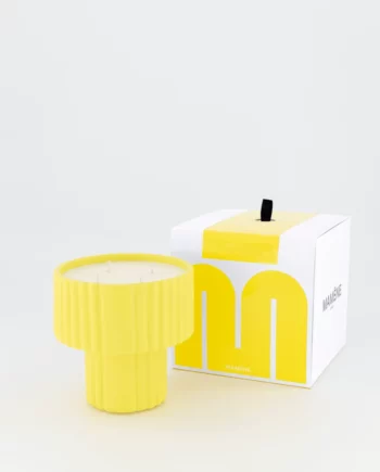 PodiumLARGE-Jaunecitron-SIMONE